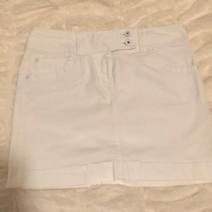 LOFT white skirt, size 4